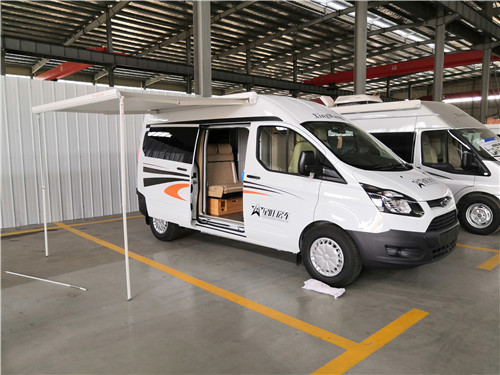 福特新全顺B型房车03_副本.jpg 福特新全顺B型房车03_副本.jpg