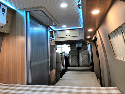 福特新全顺B型房车09_副本.jpg